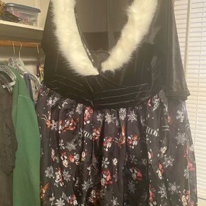 Mickey Mouse Christmas dress size 26